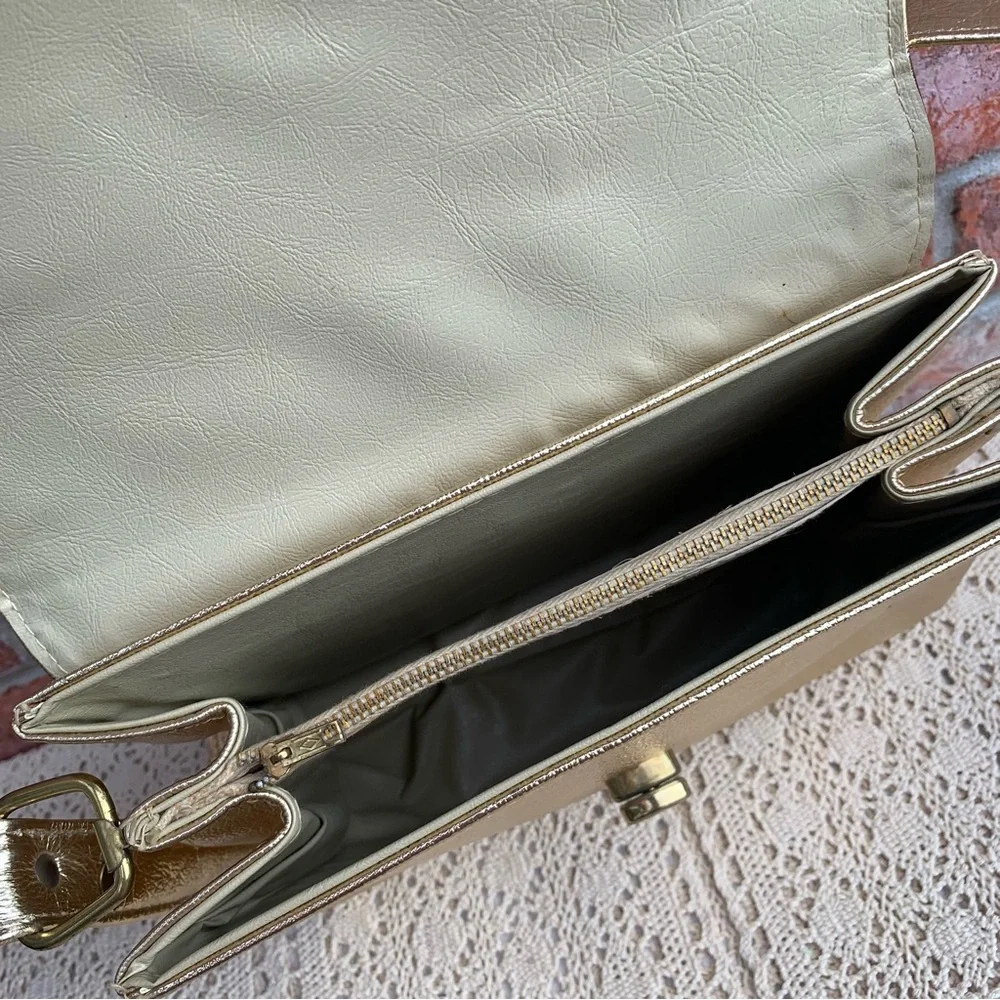 Vintage 60s 70s Gold Lame Metallic Vinyl Shoulder Handbag